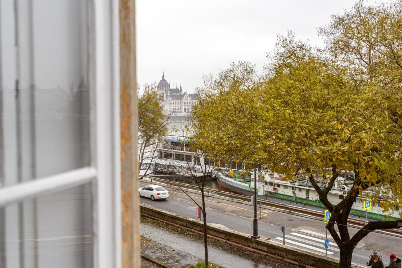 Danube Waterfront View At Chain Bridge ブダペスト エクステリア 写真
